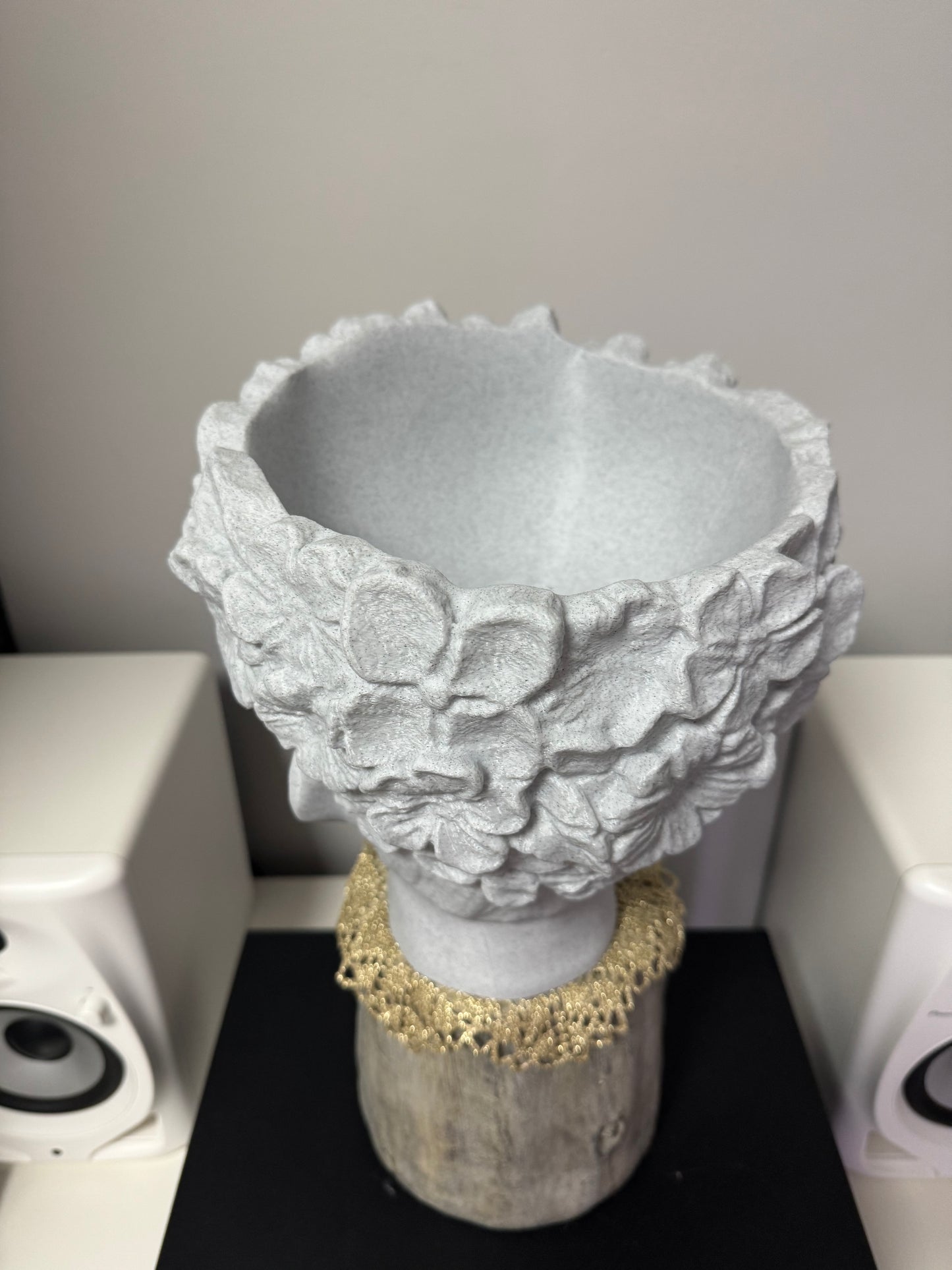 Elegante Testa Floreale